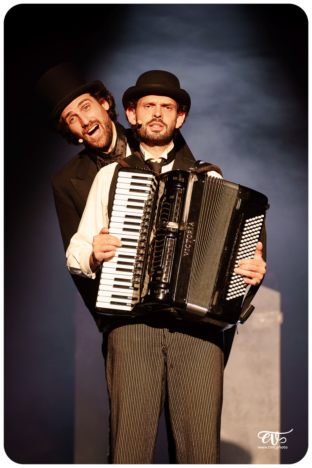 2023.05.14 CROQUE-MORTS CHANTEURS (CIE FIRMIN & HECTOR)